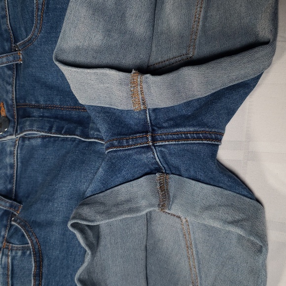 🧑🎄10/10🧑🎄🩳FOREVER 21 SHORTS SIZE 29🩳 - Picture 5 of 10